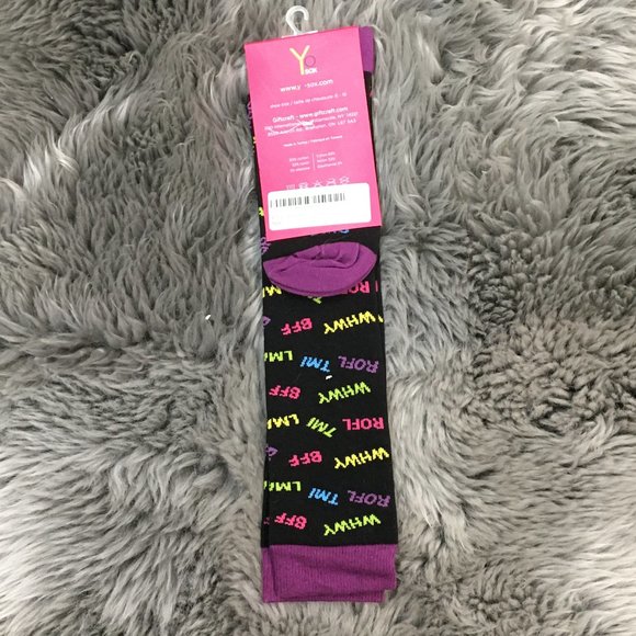 Yo Sox | Women's Texting Lingo Knee High Socks | Black | Size 6-10 - Picture 2 of 2